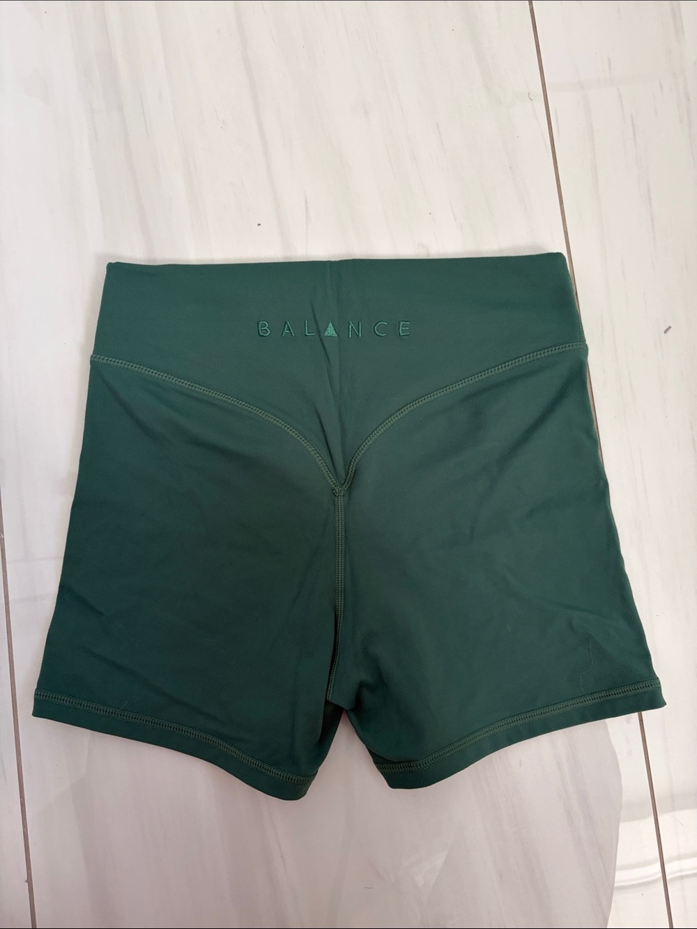 Balance Athletica/Shop Vitality jade cloud shorts size small.